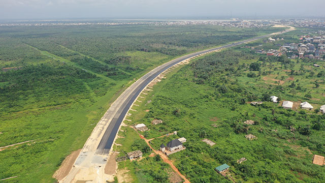 Main Carriageway – View from Owerri Interchange towards Niger Bridge