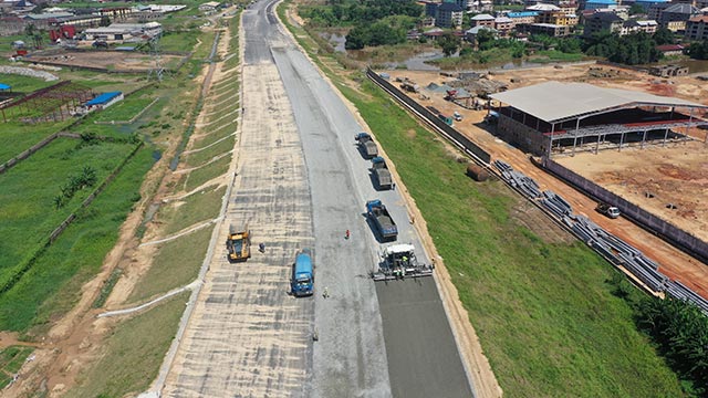 Onitsha Side Roadworks – Laying of crushed stone base