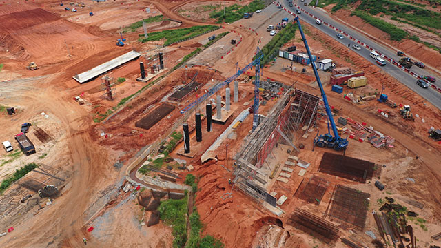 Construction of new flyover bridge at Owerri Interchange